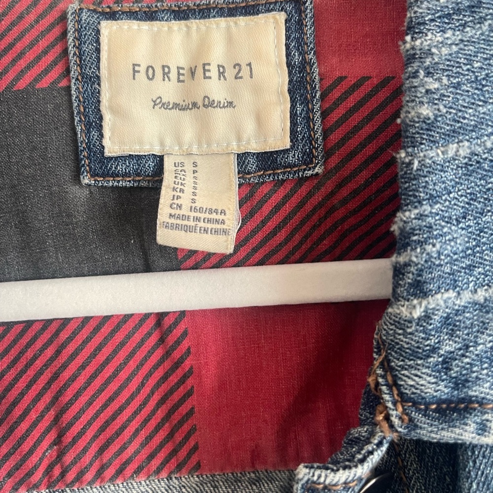 Ripped Jean Jacket - Picture 4 of 7